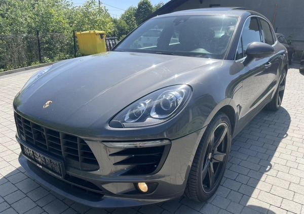 Porsche Macan cena 129800 przebieg: 150000, rok produkcji 2014 z Biała małe 704